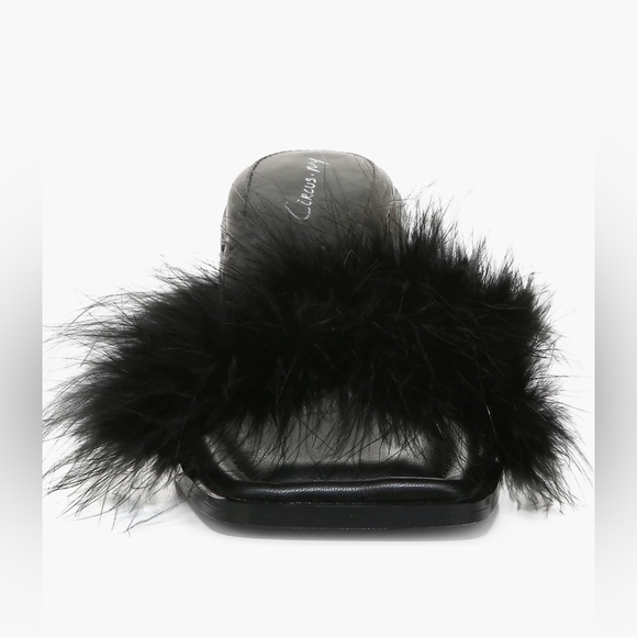 EUC Circus by Sam Edelman Florence Feather Heeled Sandals - Picture 12 of 14